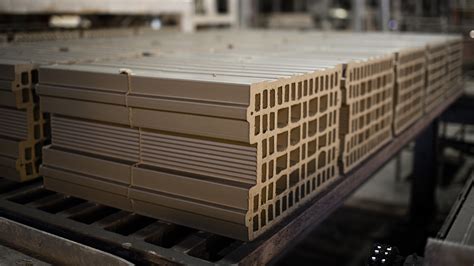 Příklady stavebních materiálů a jejich aplikace