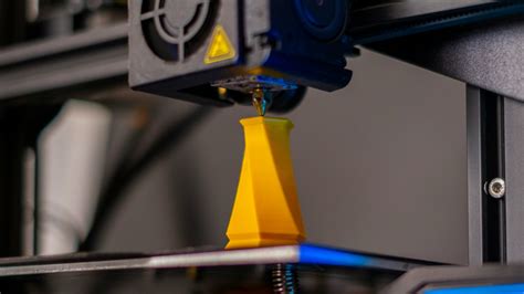 Lineární hodiny vyrobené 3D tiskem