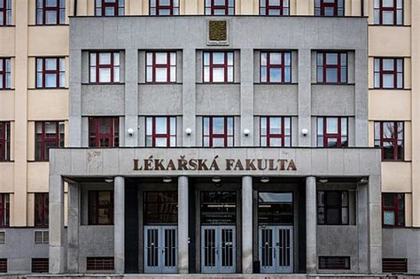 Budova lékařské fakulty