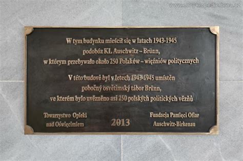 Pamětní deska tábora v Letech