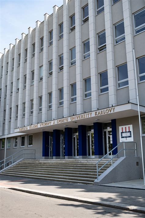 Mapa s vyznačenou adresou fakulty FTVS UK v Praze