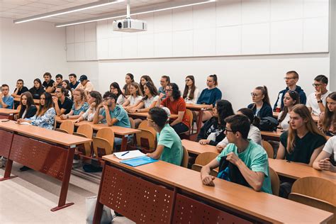 Studenti na Seznamováku JU