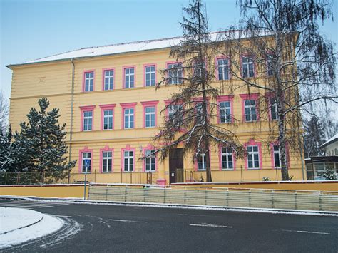 Budova vysoké školy Ambis