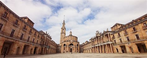Budova univerzity ve Španělsku