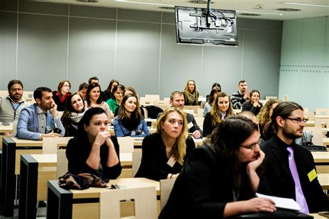 Fotografie studentů na mezinárodní konferenci