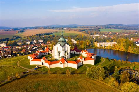 Poutní kostel sv. Jana Nepomuckého na Zelené hoře (UNESCO)