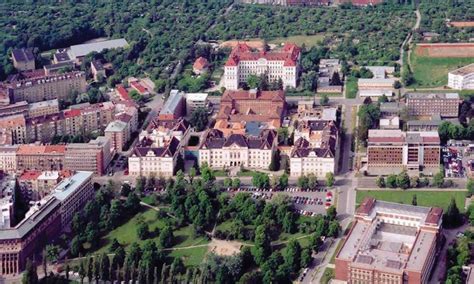 Budova FAST VUT