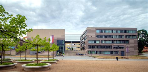 Budova Fakulty umění a designu UJEP v Ústí nad Labem