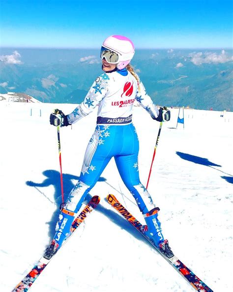 Tereza Kmochová na sjezdovce