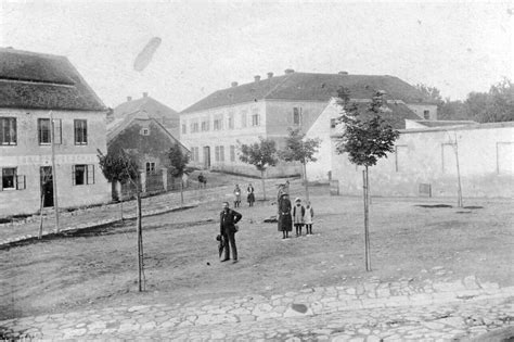 historická fotografie studentů z 80. let