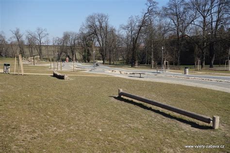 relaxační zóna v parku