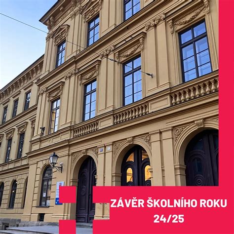 Historická budova SZŠ Hradec Králové
