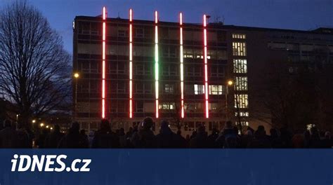 Interaktivní světelná fasáda budovy FEL ČVUT