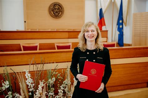 Portrét doc. Mgr. Martina Nitscheho